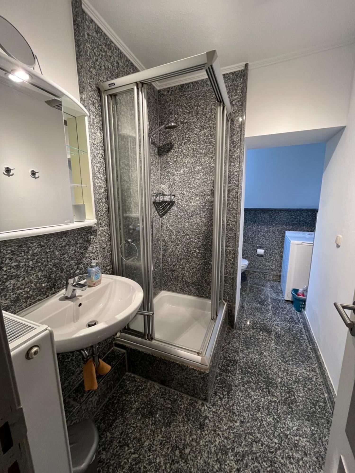 Wohnen Am Seglerhafen Mit Traveblick Im Kontorhaus Viele Extras Apartment Lubeck Luaran gambar